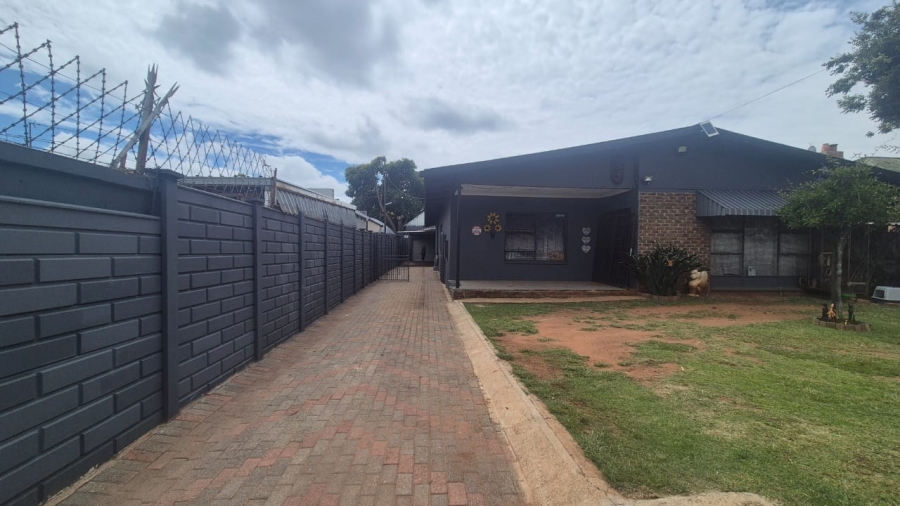 3 Bedroom Property for Sale in Krugersdorp North Gauteng