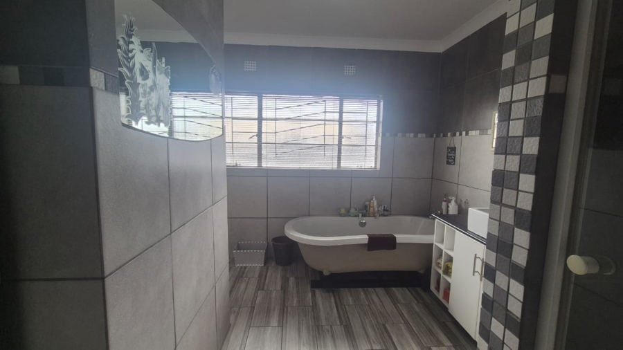 3 Bedroom Property for Sale in Krugersdorp North Gauteng