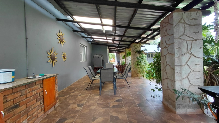 3 Bedroom Property for Sale in Tarlton Gauteng