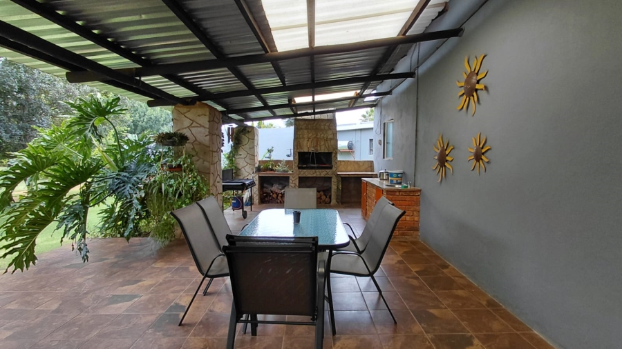 3 Bedroom Property for Sale in Tarlton Gauteng