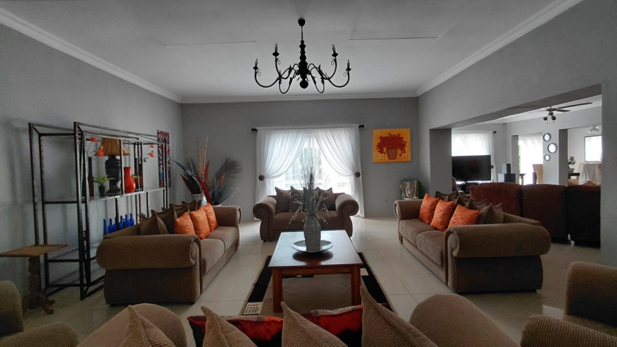 3 Bedroom Property for Sale in Tarlton Gauteng
