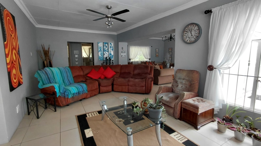3 Bedroom Property for Sale in Tarlton Gauteng