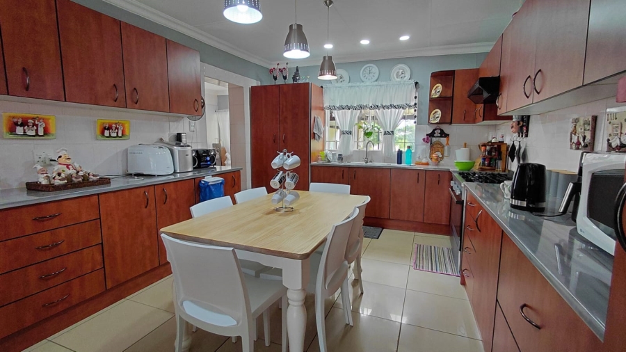 3 Bedroom Property for Sale in Tarlton Gauteng