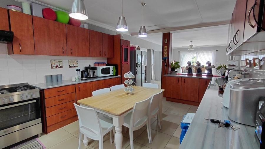 3 Bedroom Property for Sale in Tarlton Gauteng