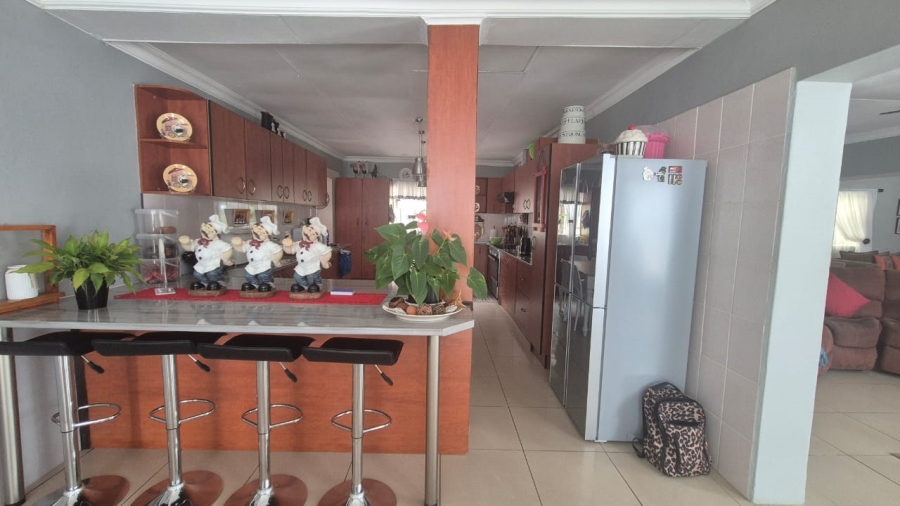 3 Bedroom Property for Sale in Tarlton Gauteng