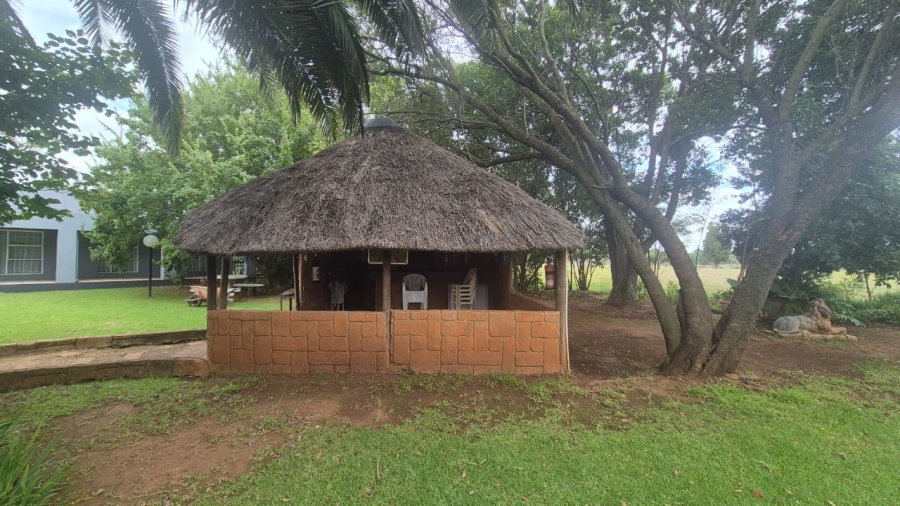 3 Bedroom Property for Sale in Tarlton Gauteng