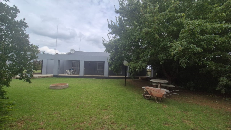 3 Bedroom Property for Sale in Tarlton Gauteng