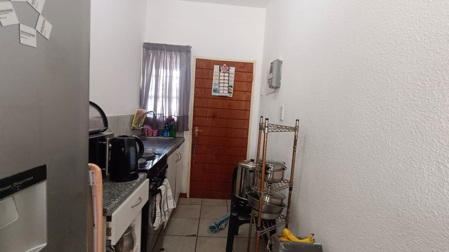 2 Bedroom Property for Sale in Aureus Gauteng