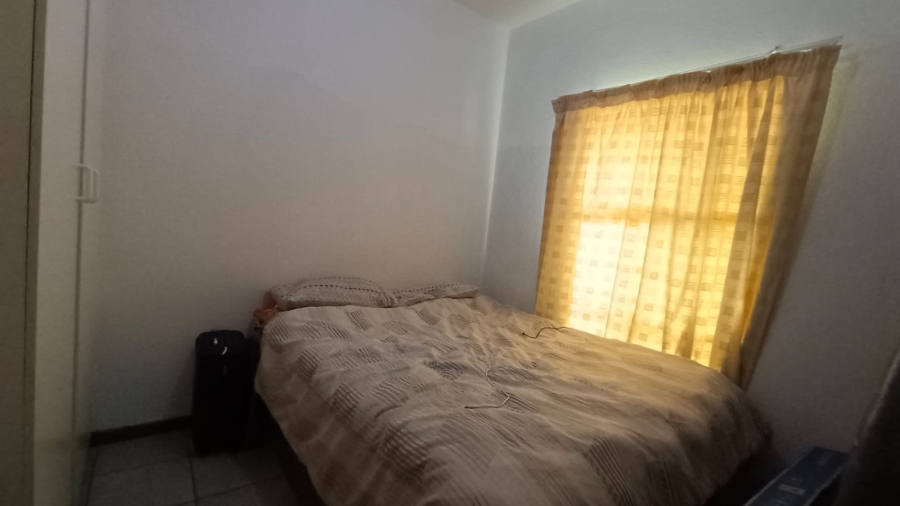 2 Bedroom Property for Sale in Aureus Gauteng