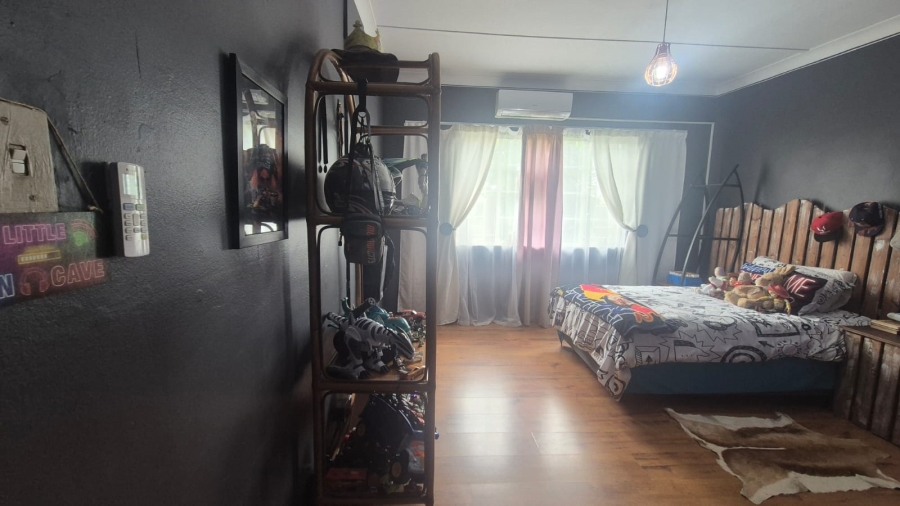 4 Bedroom Property for Sale in Randgate Gauteng