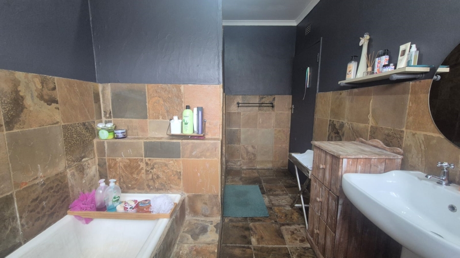 4 Bedroom Property for Sale in Randgate Gauteng
