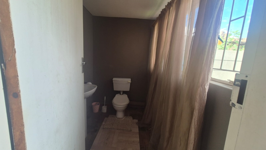 4 Bedroom Property for Sale in Randgate Gauteng