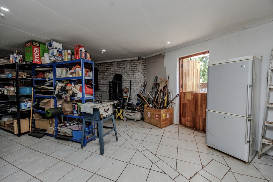 4 Bedroom Property for Sale in Wilro Park Gauteng