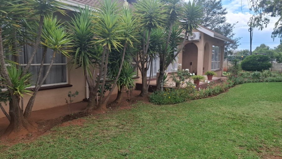 3 Bedroom Property for Sale in Westonaria Gauteng