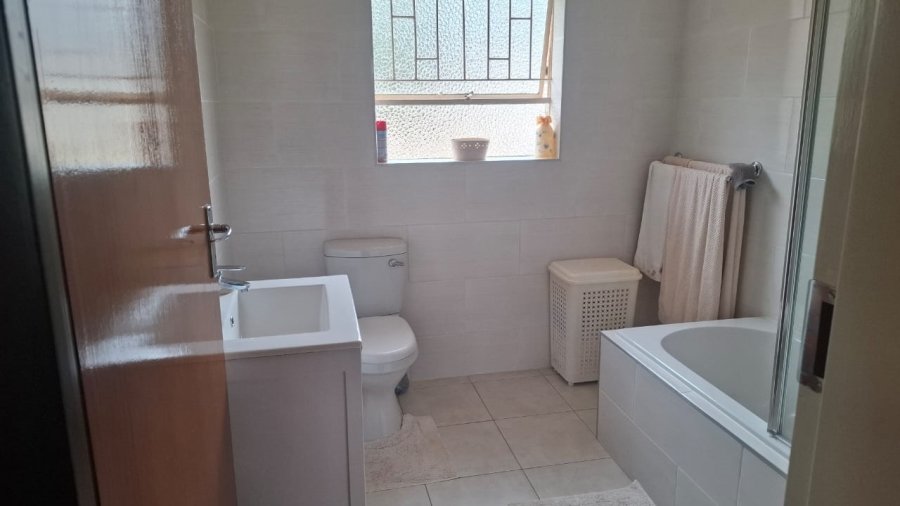 3 Bedroom Property for Sale in Westonaria Gauteng