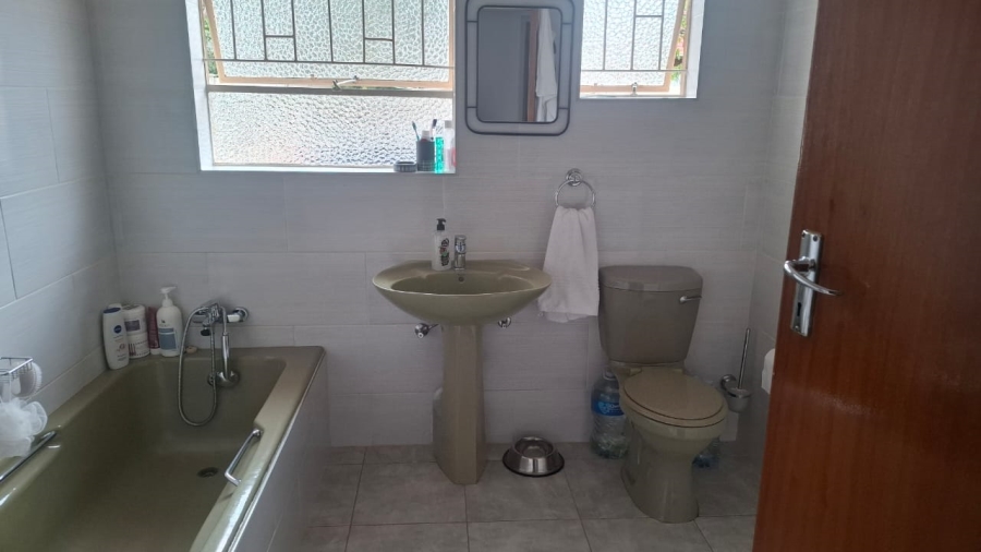 3 Bedroom Property for Sale in Westonaria Gauteng