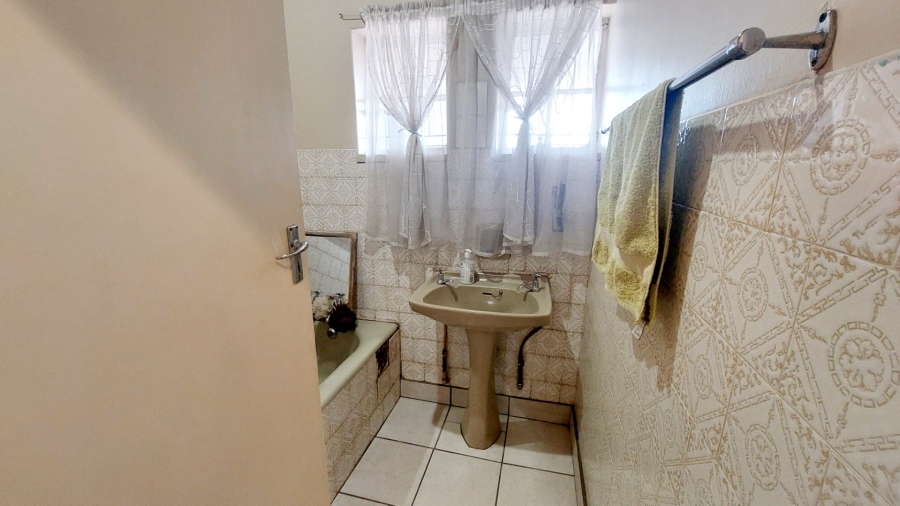 3 Bedroom Property for Sale in Homelake Gauteng