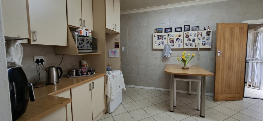 3 Bedroom Property for Sale in Wentworth Park Gauteng