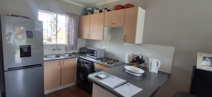 2 Bedroom Property for Sale in Honeydew Ridge Gauteng