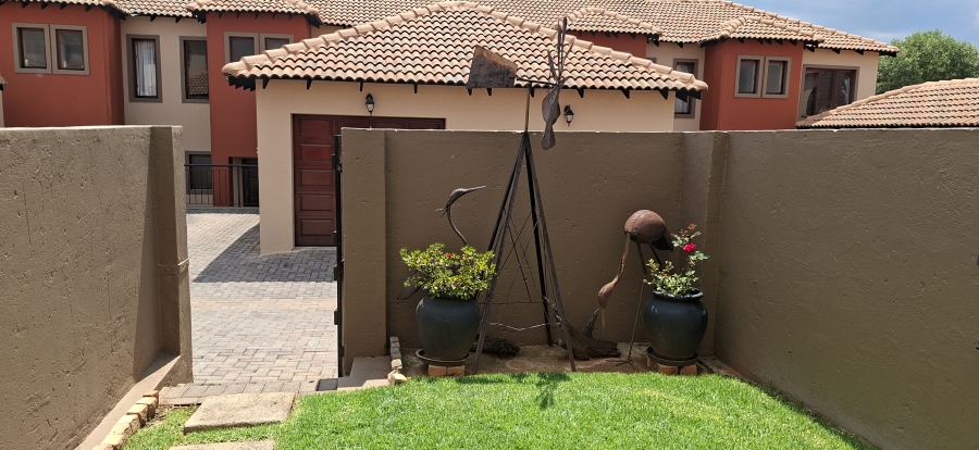 3 Bedroom Property for Sale in Noordheuwel Gauteng