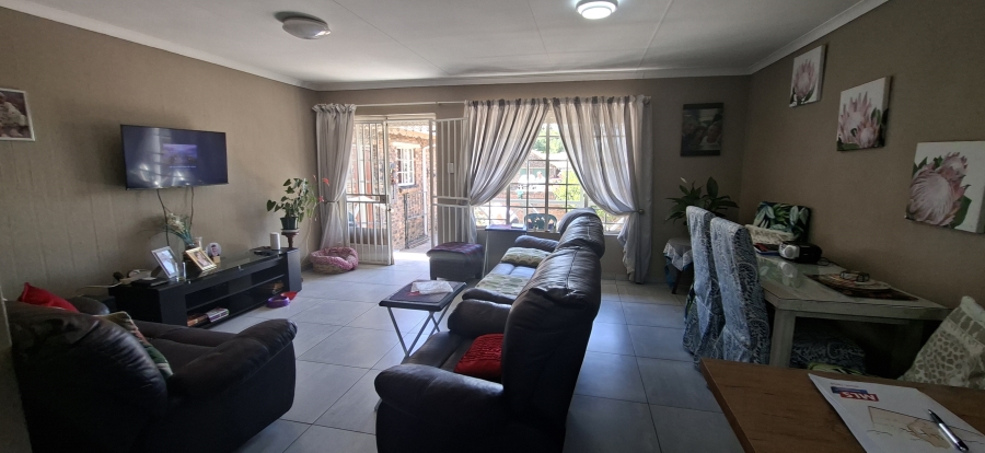 2 Bedroom Property for Sale in Krugersdorp North Gauteng