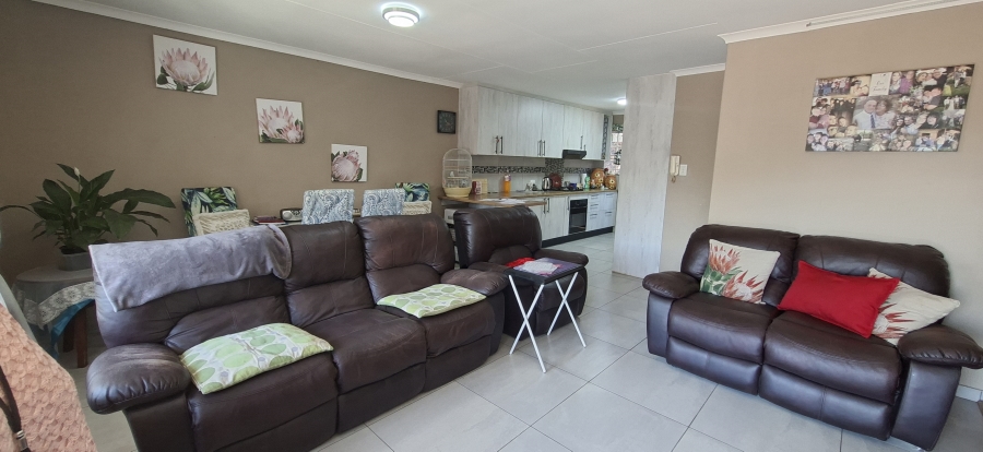 2 Bedroom Property for Sale in Krugersdorp North Gauteng