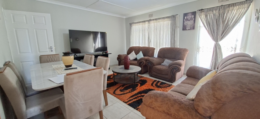 2 Bedroom Property for Sale in Wentworth Park Gauteng