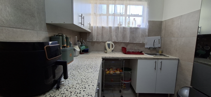 2 Bedroom Property for Sale in Wentworth Park Gauteng
