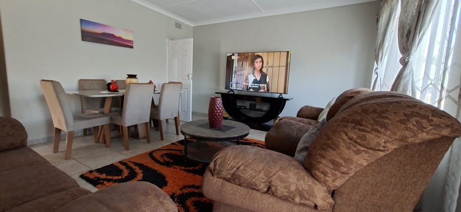 2 Bedroom Property for Sale in Wentworth Park Gauteng