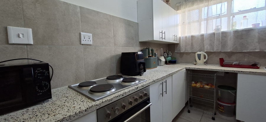 2 Bedroom Property for Sale in Wentworth Park Gauteng