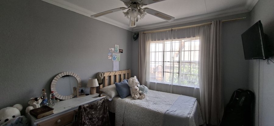 3 Bedroom Property for Sale in Noordheuwel Gauteng