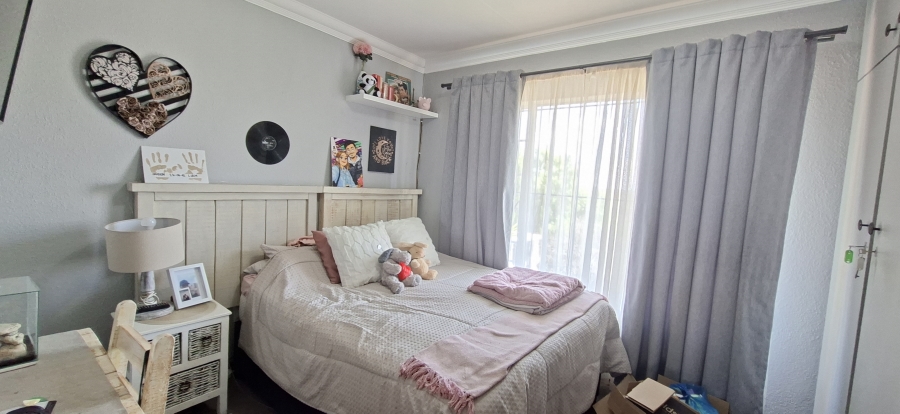 3 Bedroom Property for Sale in Noordheuwel Gauteng