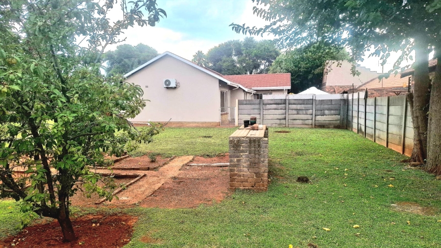 4 Bedroom Property for Sale in Westonaria Gauteng