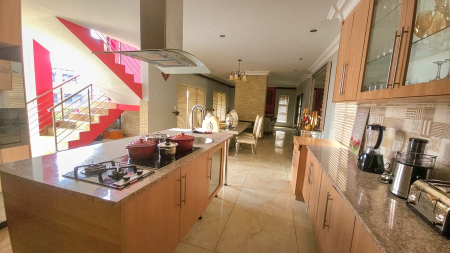 6 Bedroom Property for Sale in Amandasig Gauteng