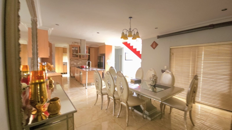 6 Bedroom Property for Sale in Amandasig Gauteng