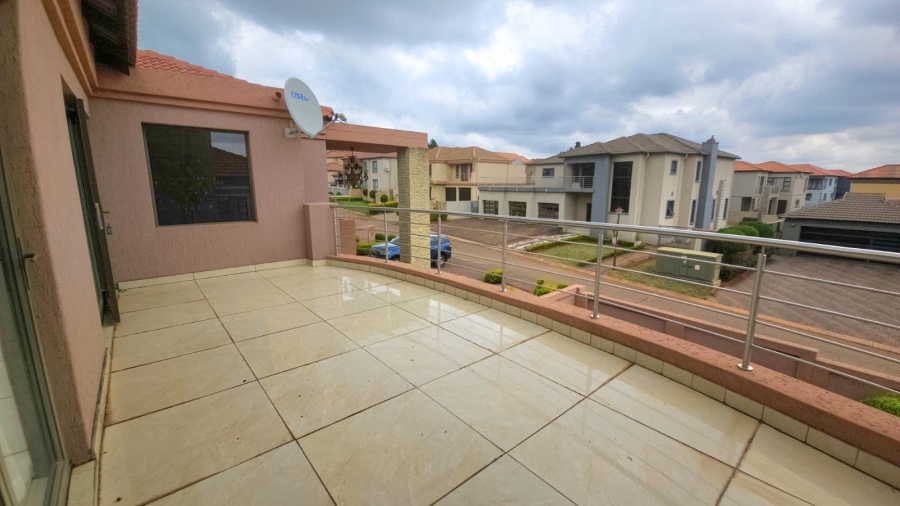 6 Bedroom Property for Sale in Amandasig Gauteng