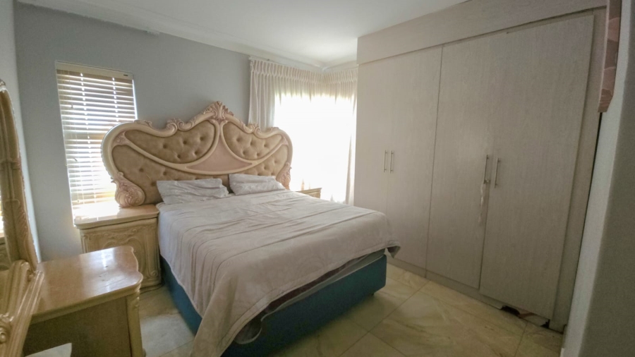 6 Bedroom Property for Sale in Amandasig Gauteng