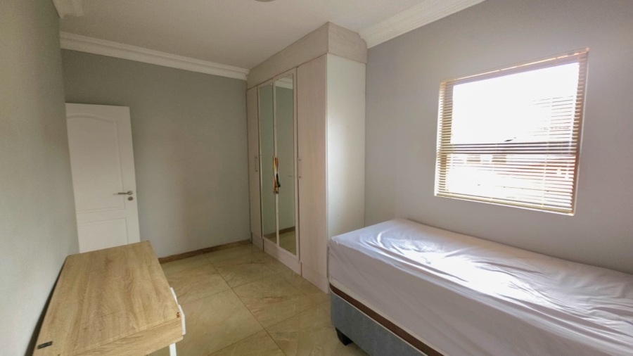 6 Bedroom Property for Sale in Amandasig Gauteng