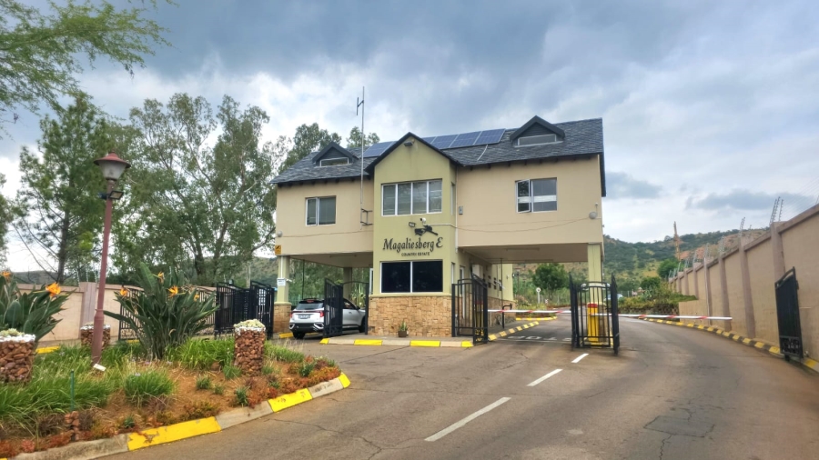 6 Bedroom Property for Sale in Amandasig Gauteng