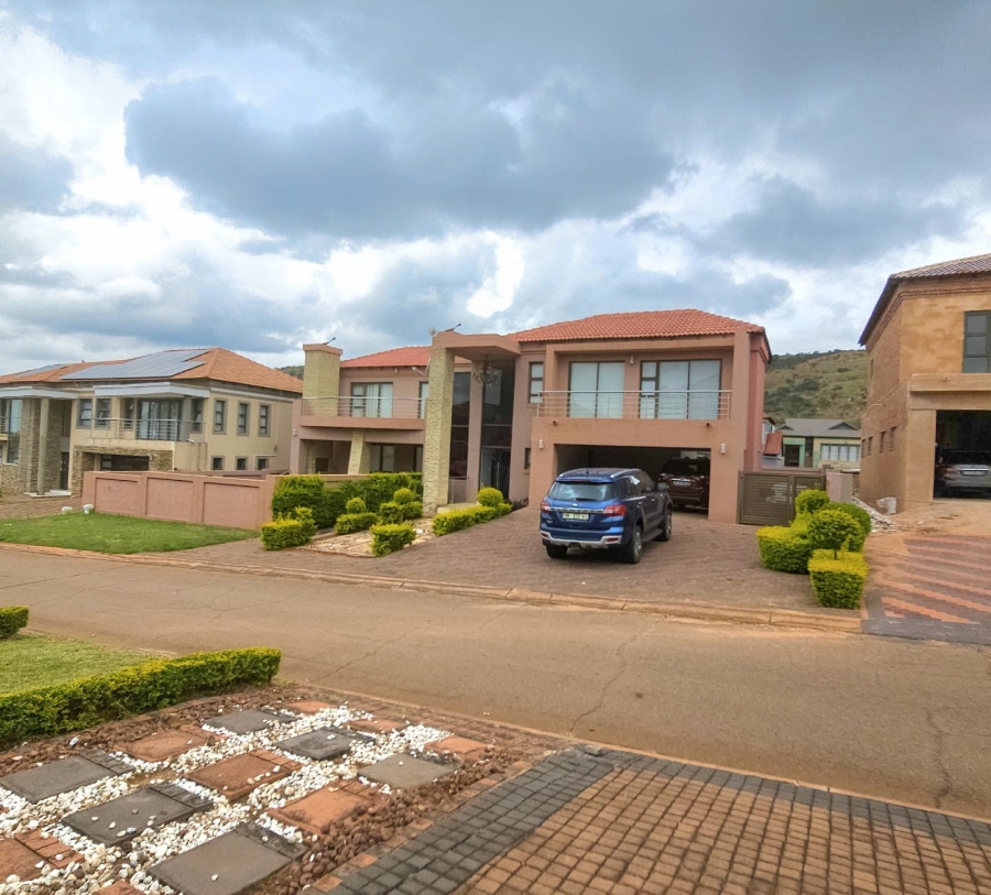 To Let 6 Bedroom Property for Rent in Amandasig Gauteng