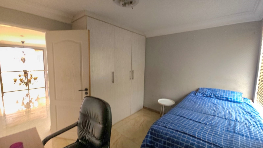 To Let 6 Bedroom Property for Rent in Amandasig Gauteng