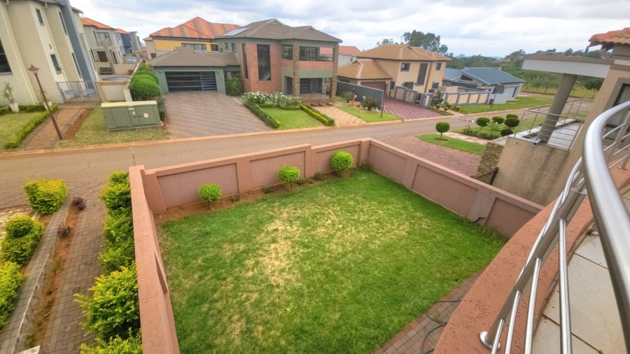 To Let 6 Bedroom Property for Rent in Amandasig Gauteng
