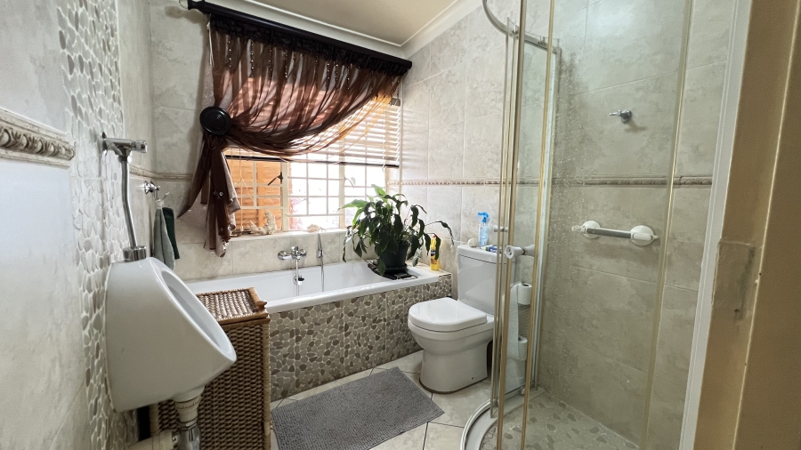 3 Bedroom Property for Sale in Homelake Gauteng