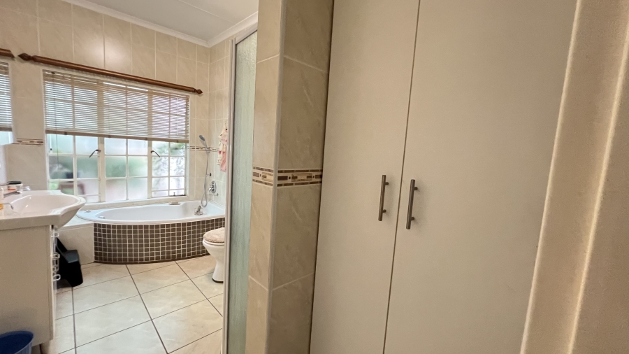 3 Bedroom Property for Sale in Homelake Gauteng