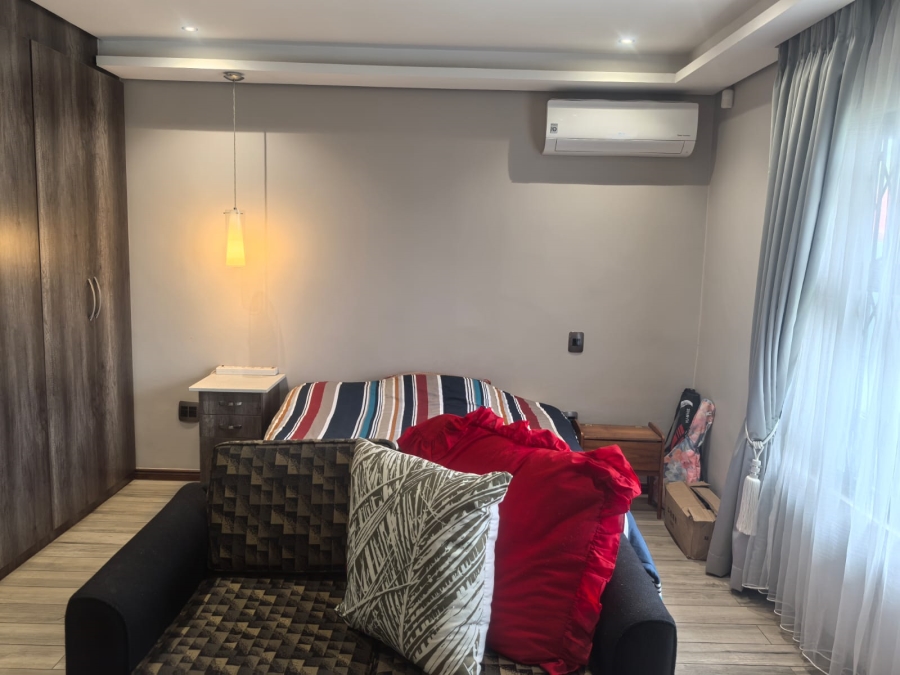 7 Bedroom Property for Sale in Horison Gauteng