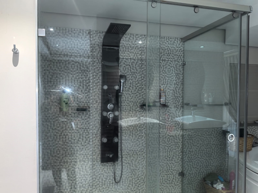 7 Bedroom Property for Sale in Horison Gauteng