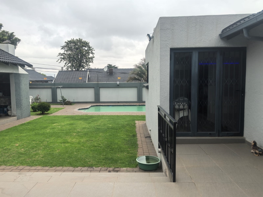 7 Bedroom Property for Sale in Horison Gauteng