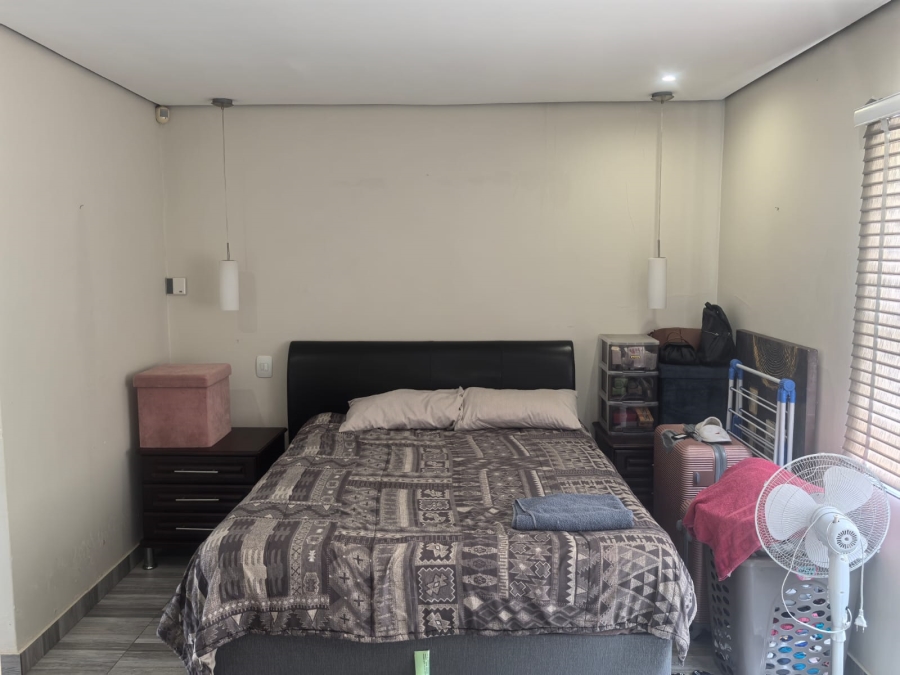 7 Bedroom Property for Sale in Horison Gauteng