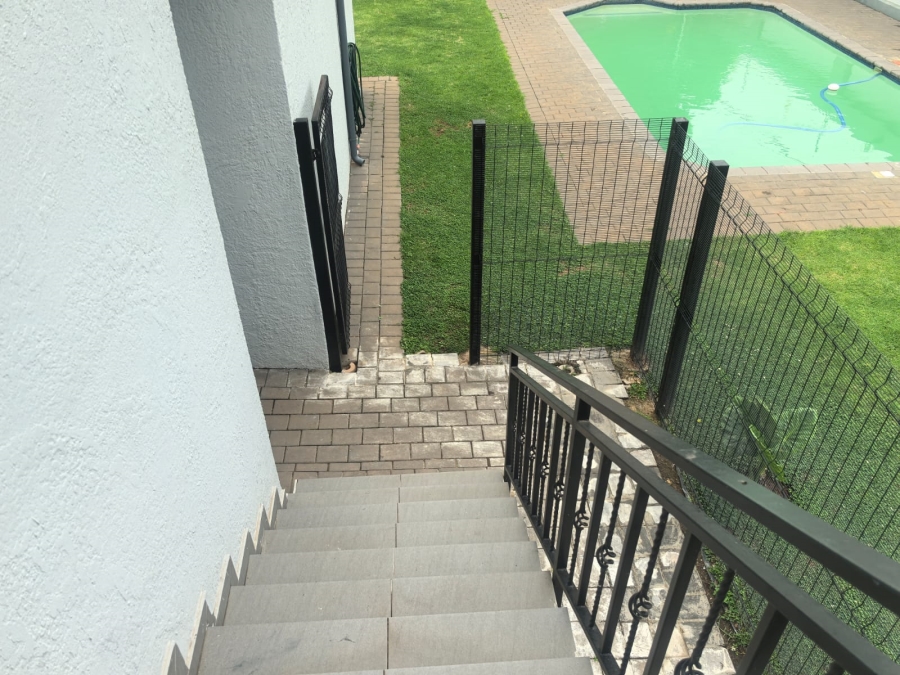 7 Bedroom Property for Sale in Horison Gauteng