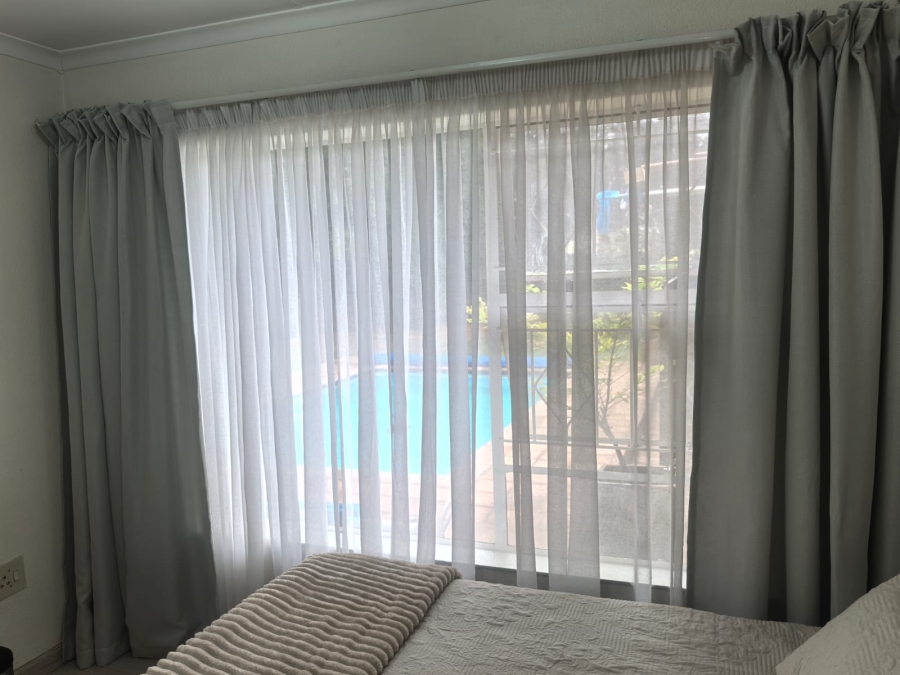 4 Bedroom Property for Sale in Helderkruin Gauteng